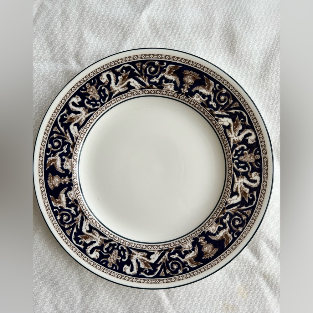 Wedgwood Florentine Dark Blue Rim Bone China 8” Salad Plates